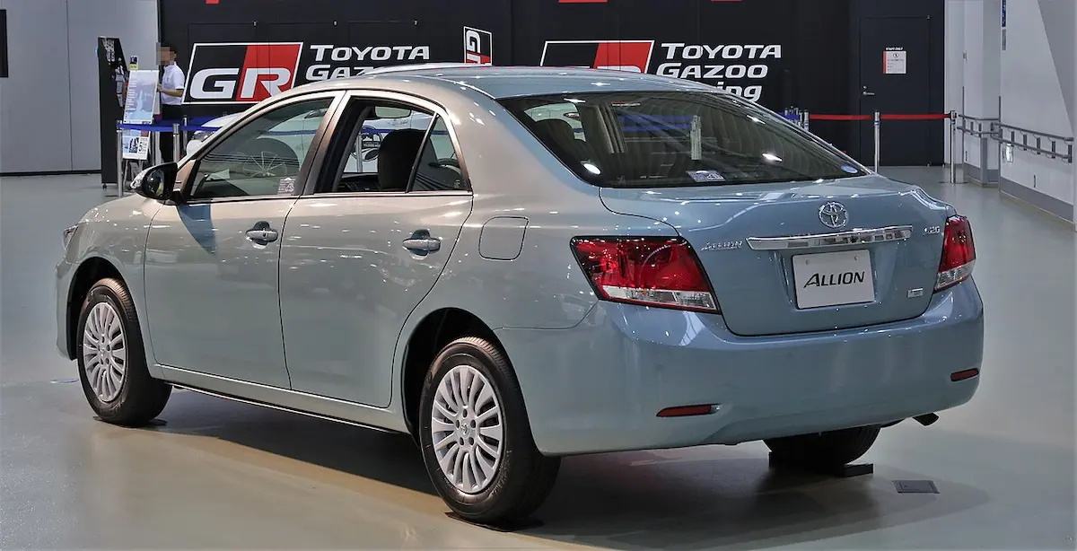 2017 Toyota Allion.